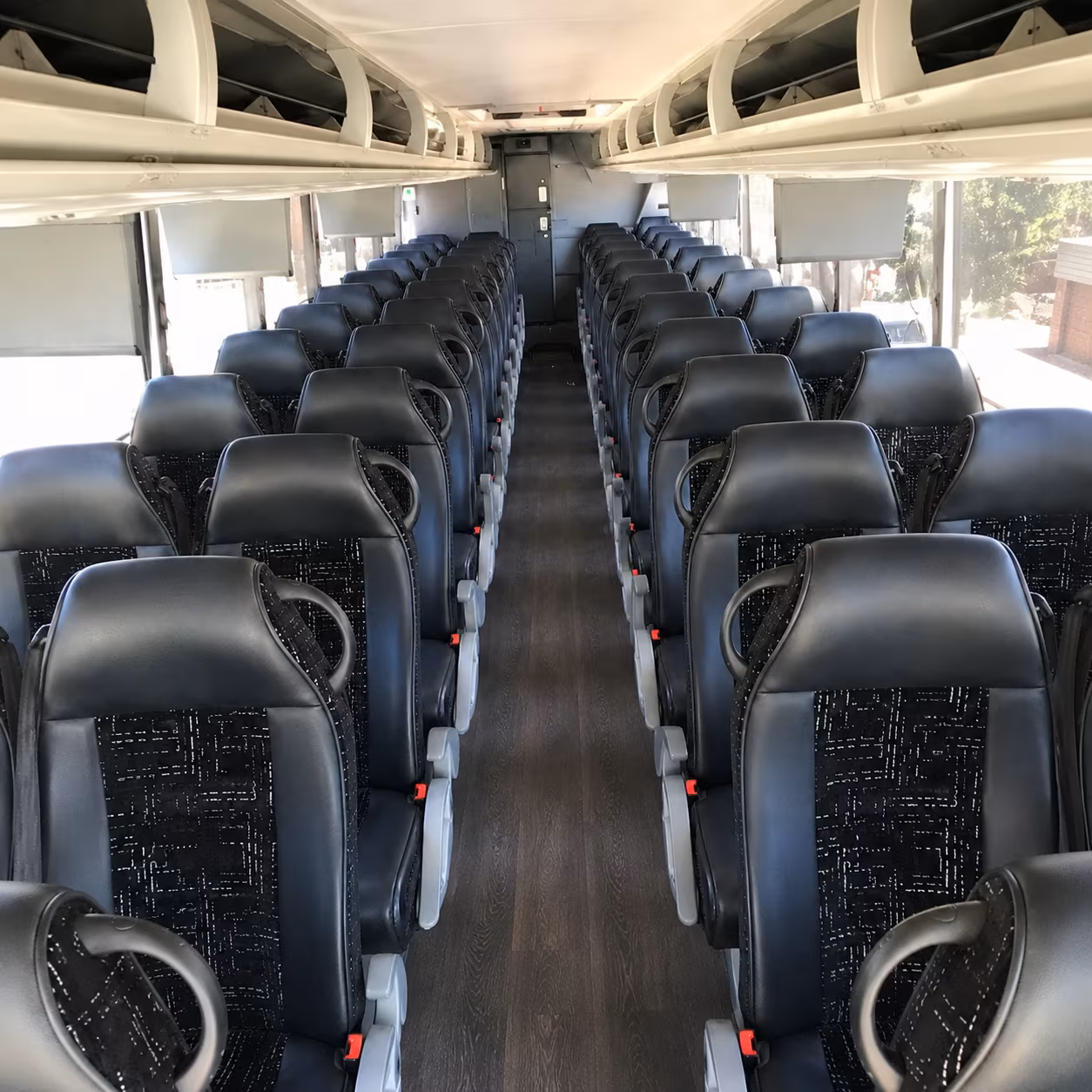 reserve transportation for your next wedding 4
