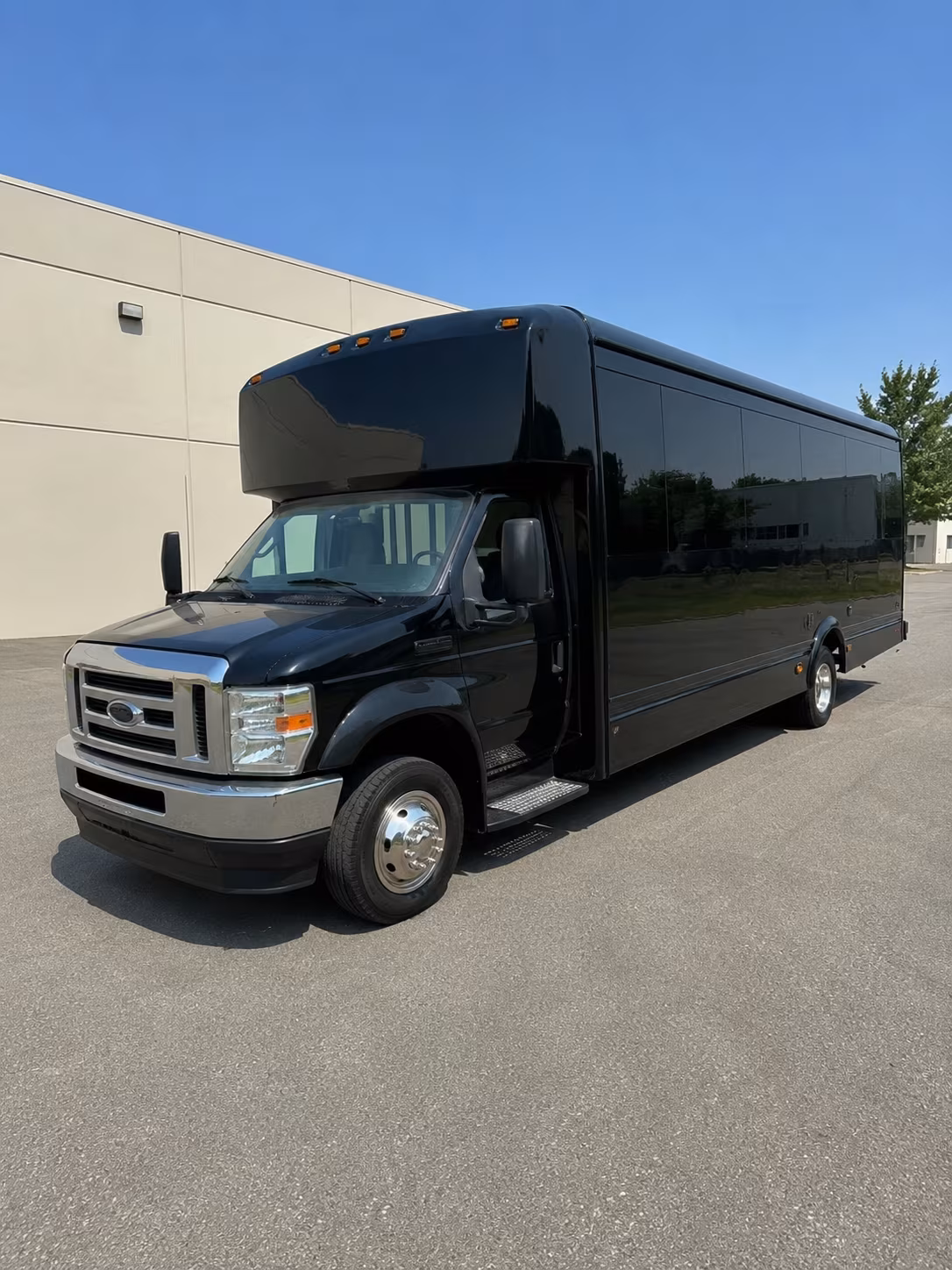 wedding day bus rentals connecting pompano beach to south florida venues